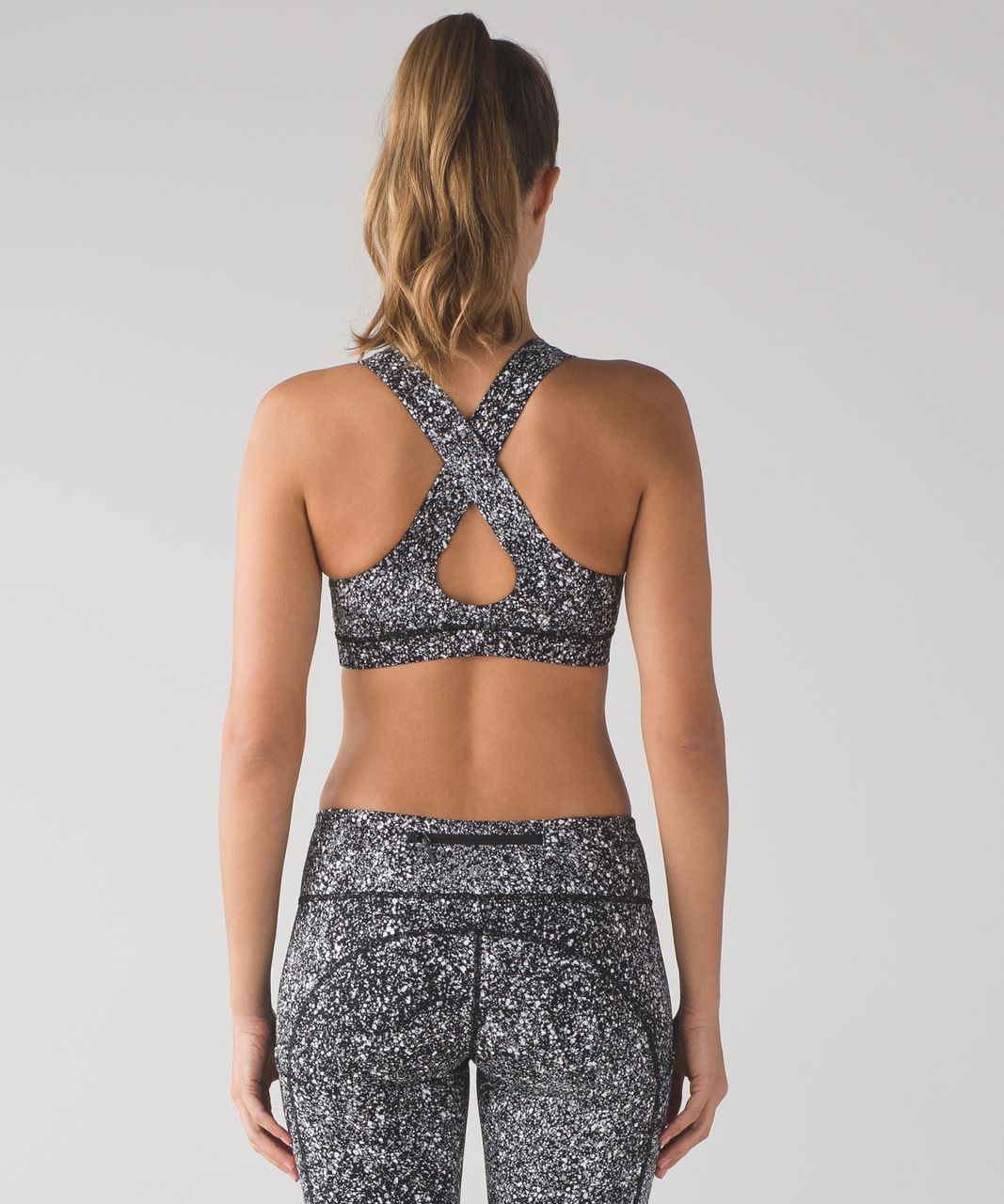 Lululemon Women's Gray Speckled Sports Bra Size 6