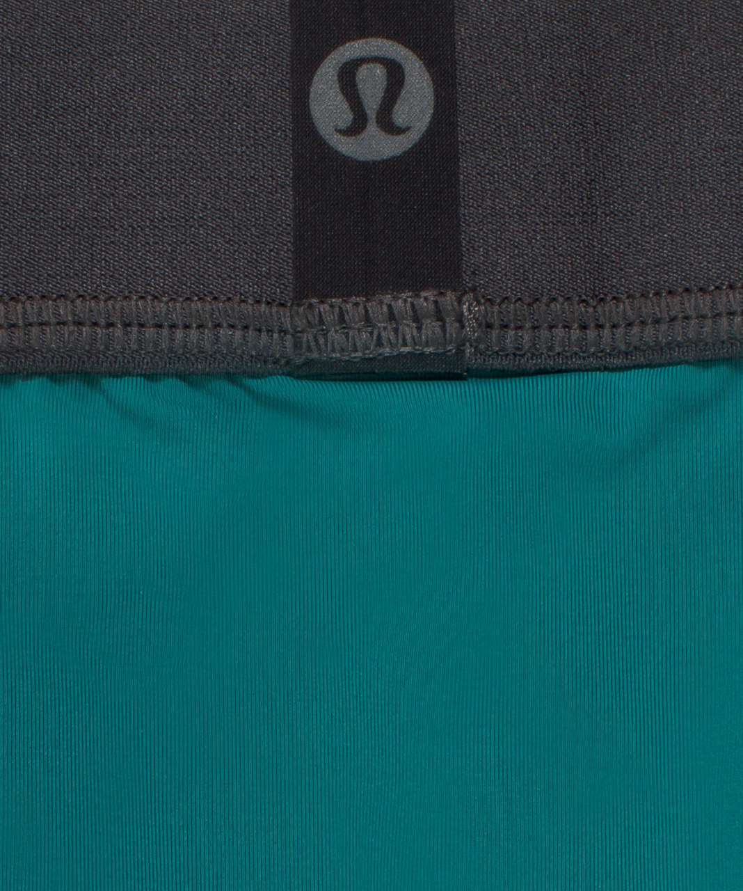 Lululemon Built to Move Boxer 7" - Deep Cove