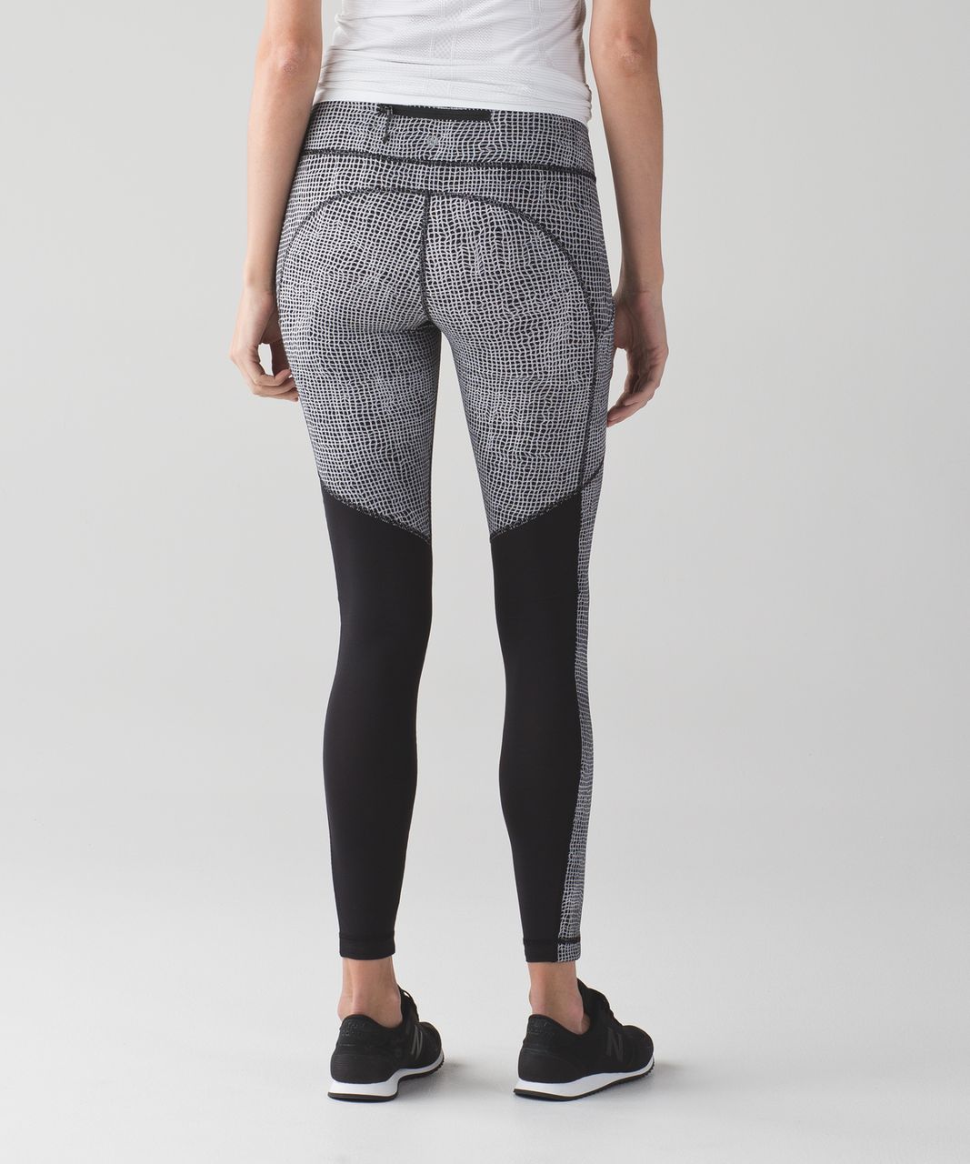 Lululemon Speed Tight V - Fall Net White Black / Black