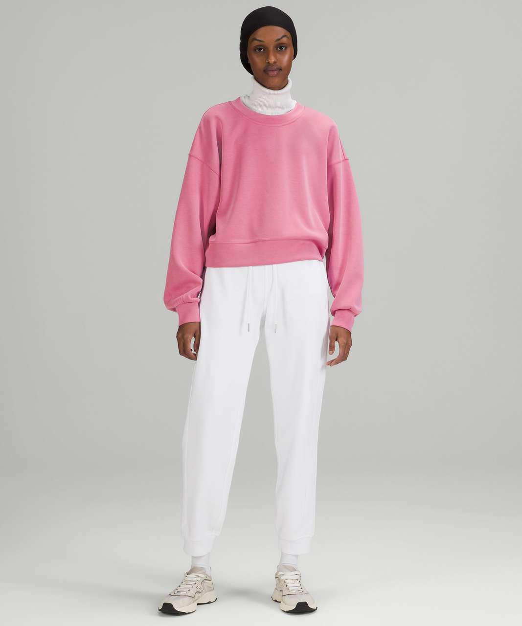 Lululemon Perfectly Oversized Cropped Crew *Softstreme - Pink