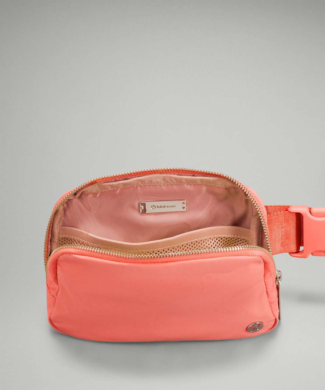 Lululemon Everywhere Belt Bag 1L - Raspberry Cream / Pink Pastel