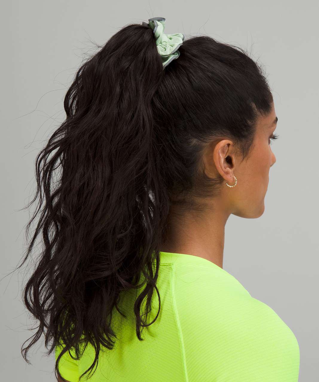 Lululemon Light Locks Scrunchie - Creamy Mint