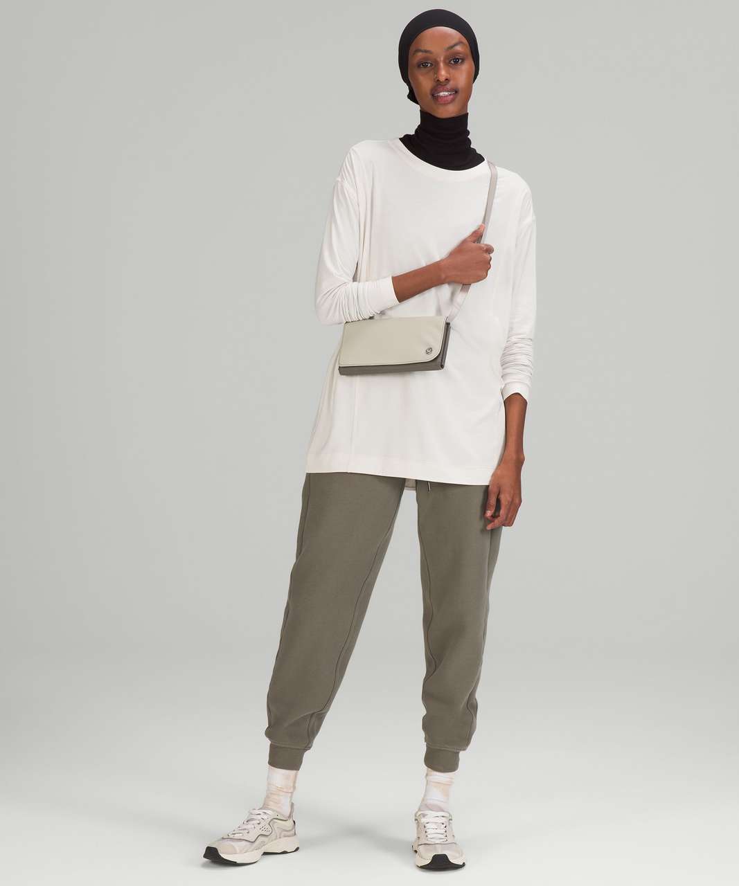 Lululemon Wallet Clutch Crossbody - Lunar Rock / Trench - lulu fanatics