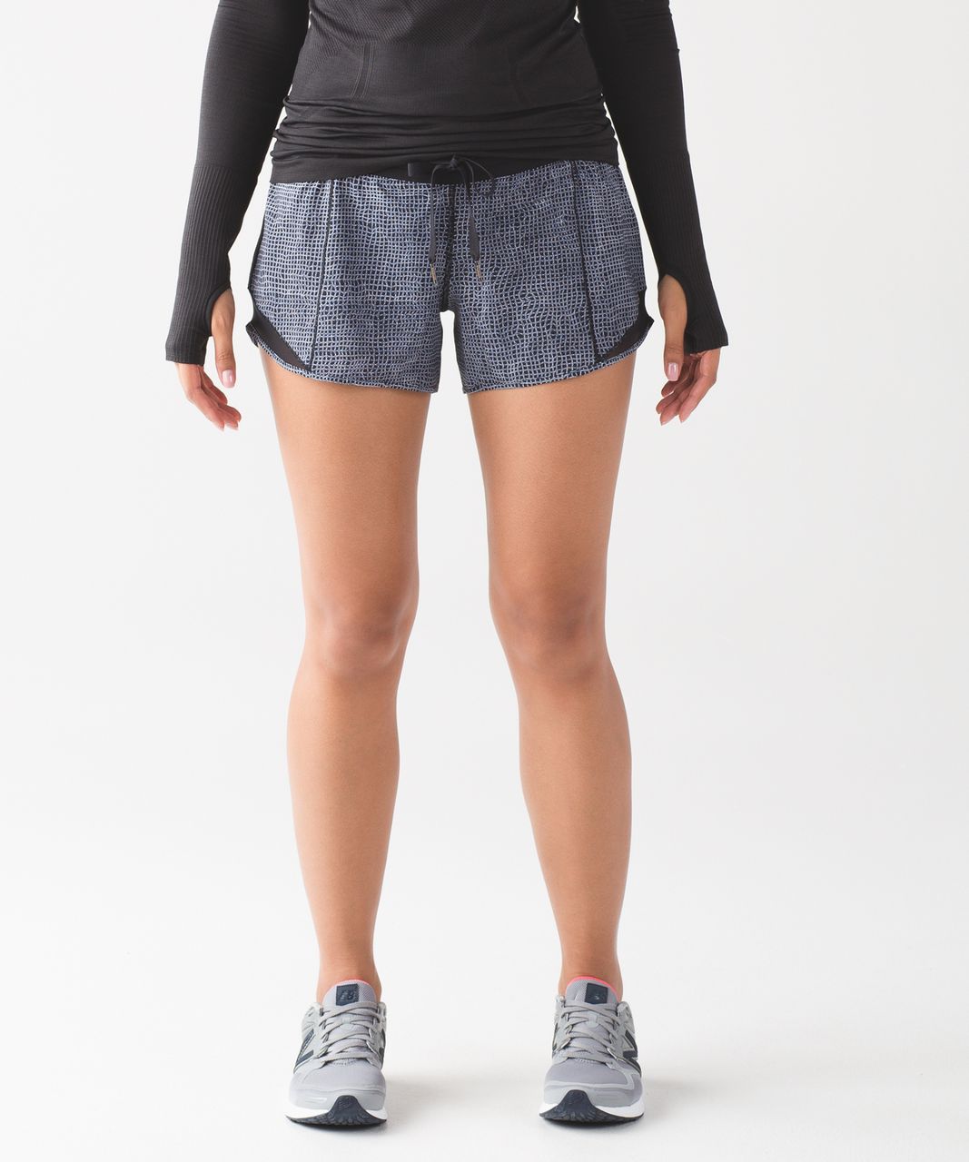 Lululemon Hotty Hot Short (Long) - Dottie Tribe White Black / Black - lulu  fanatics