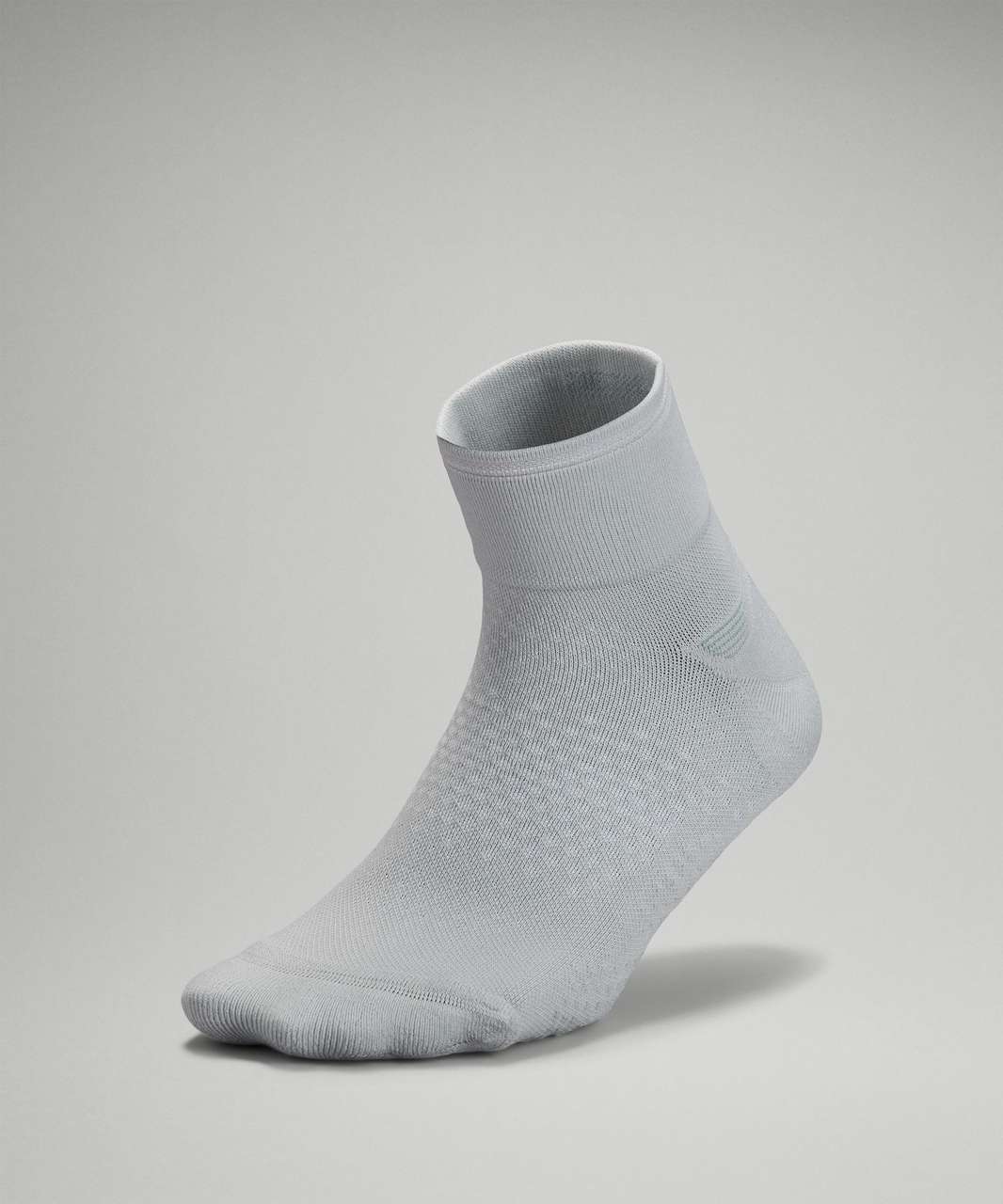 Lululemon MacroPillow Ankle Running Sock *Medium Cushioning - Sea Salt / Silver Blue
