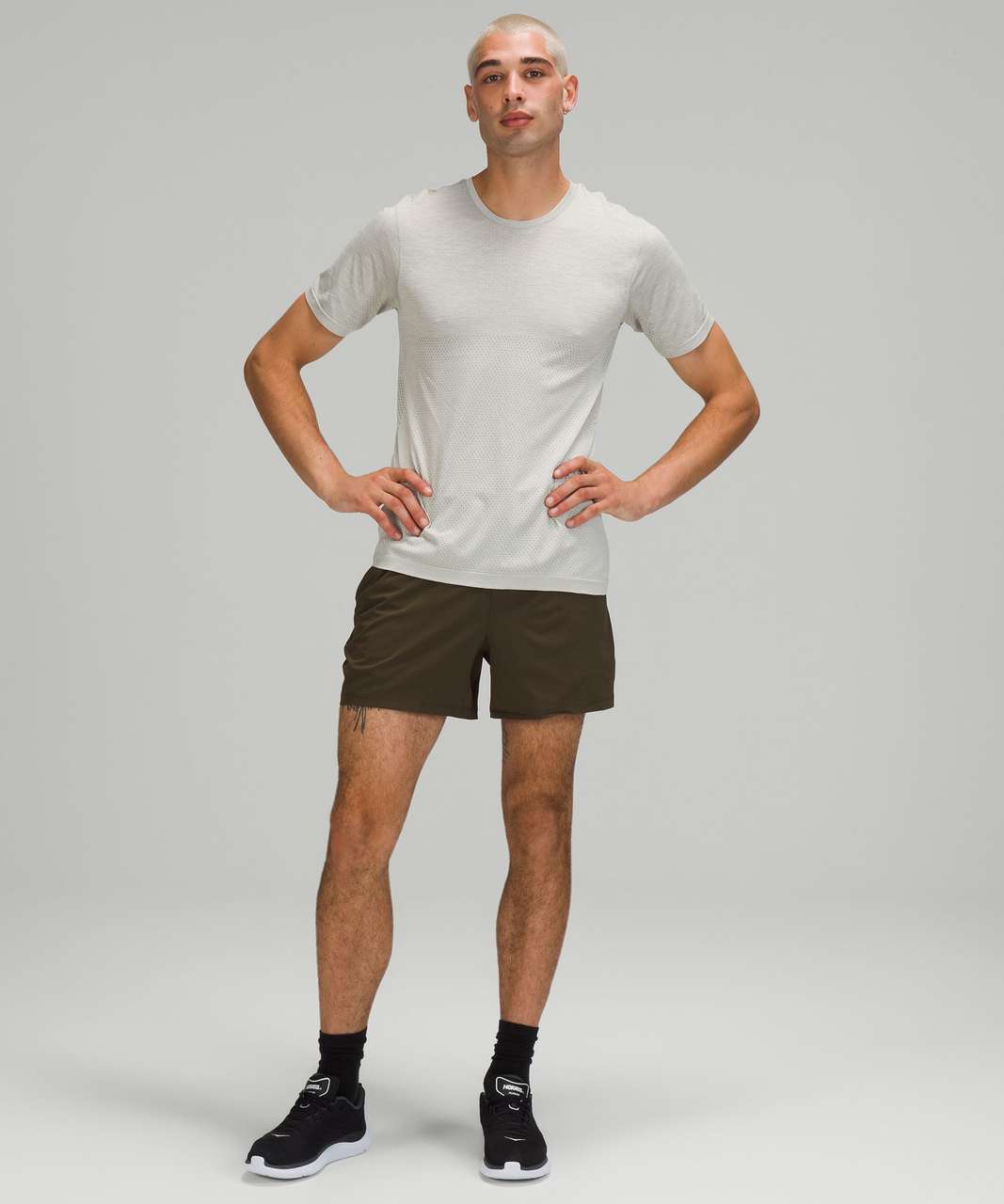 Lululemon Pace Breaker Linerless Short 5" - Dark Olive