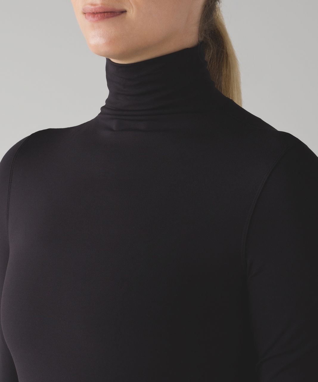 Lululemon Layer Me Turtleneck - Black