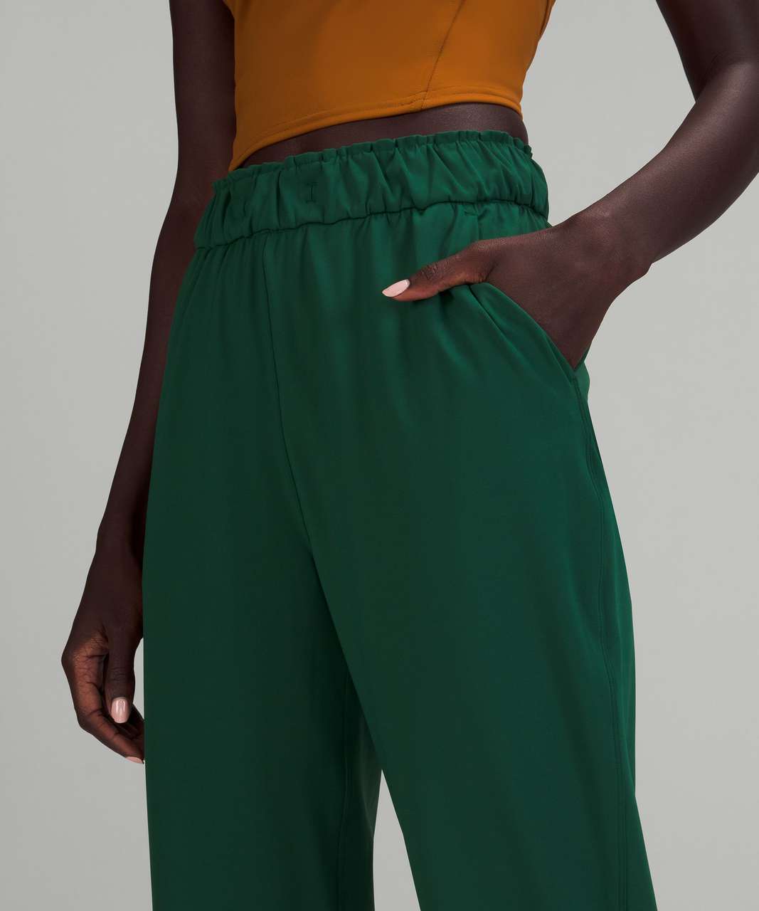 stretch high rise jogger lulu green｜TikTok Search