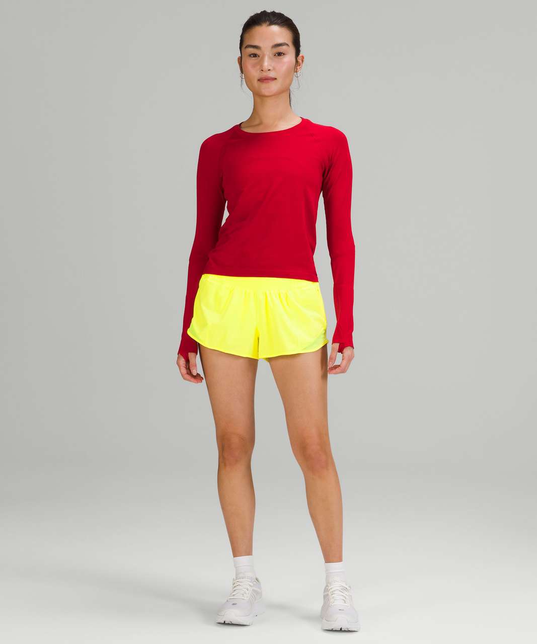 Lululemon Hotty Hot Low-Rise Lined Short 2.5" - Electric Lemon (First Release)