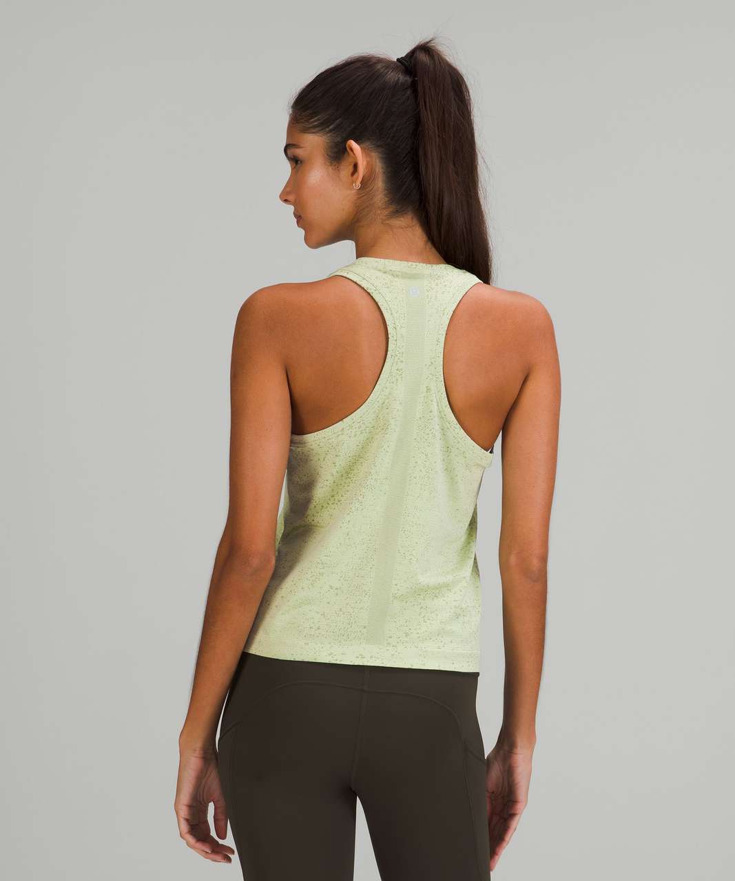 Lululemon Essential Tank *Train - Wisteria Purple - lulu fanatics