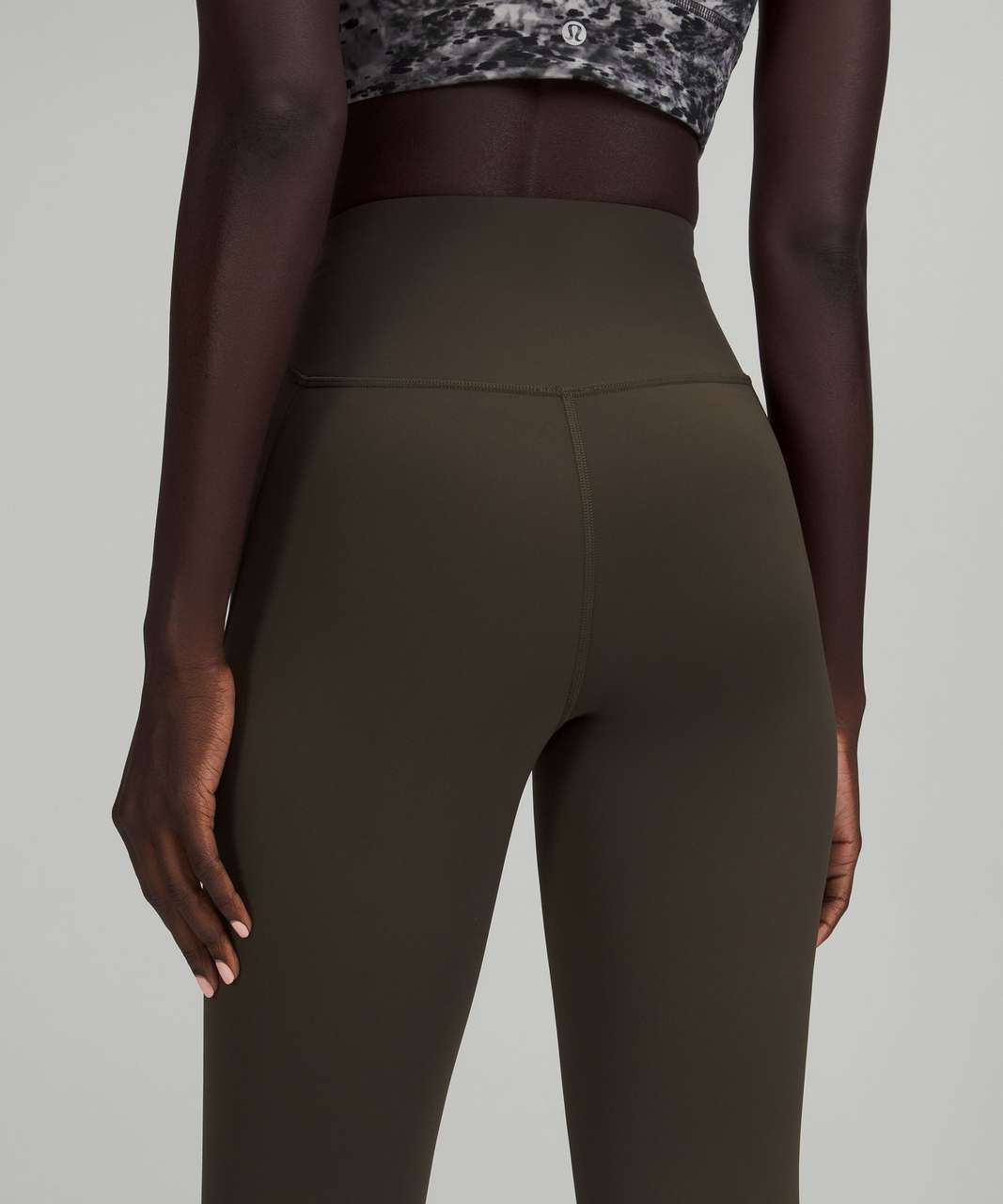 Base Pace 21' crop in Dark olive. My review and why I'm returning them… in  comments : r/lululemon