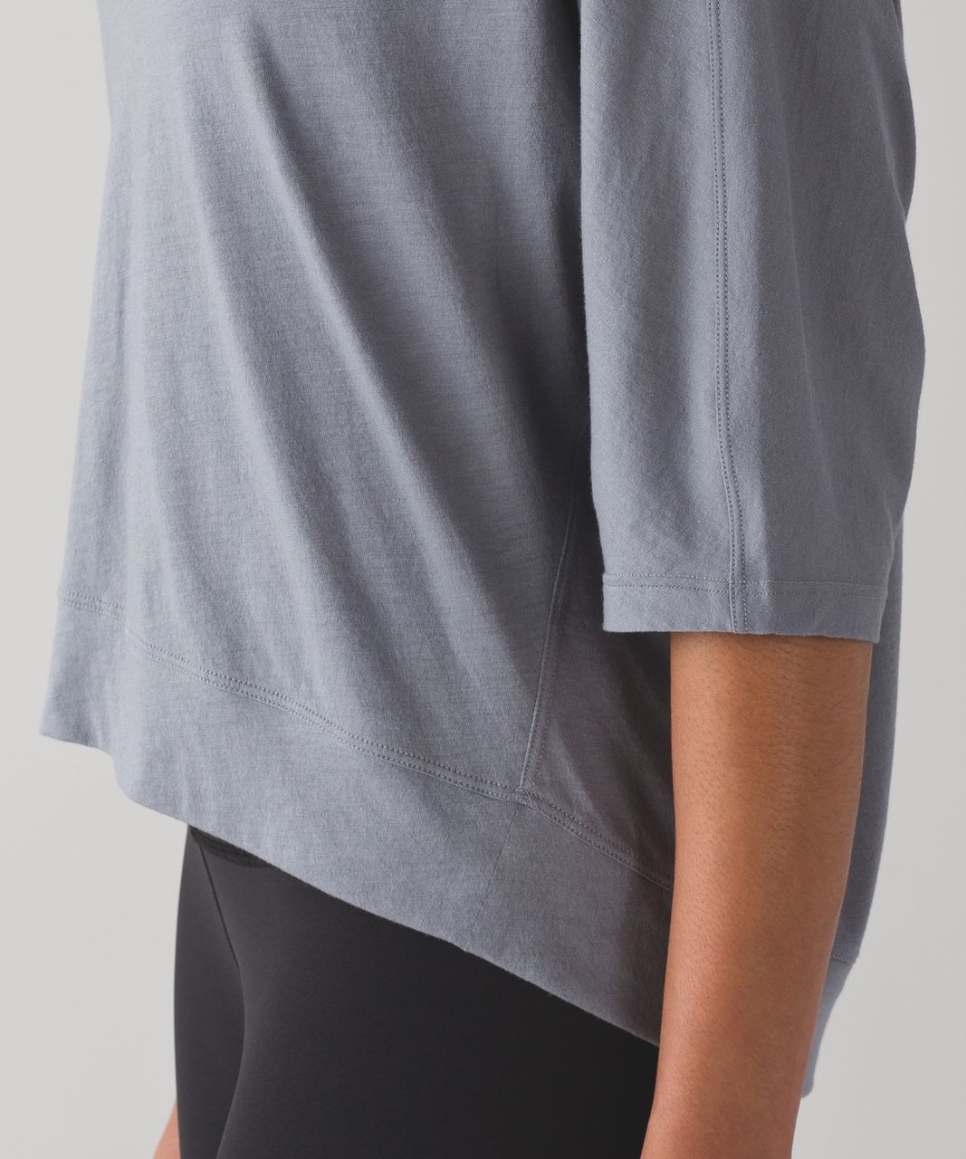 Lululemon Ambleside V Short Sleeve - Arctic Grey