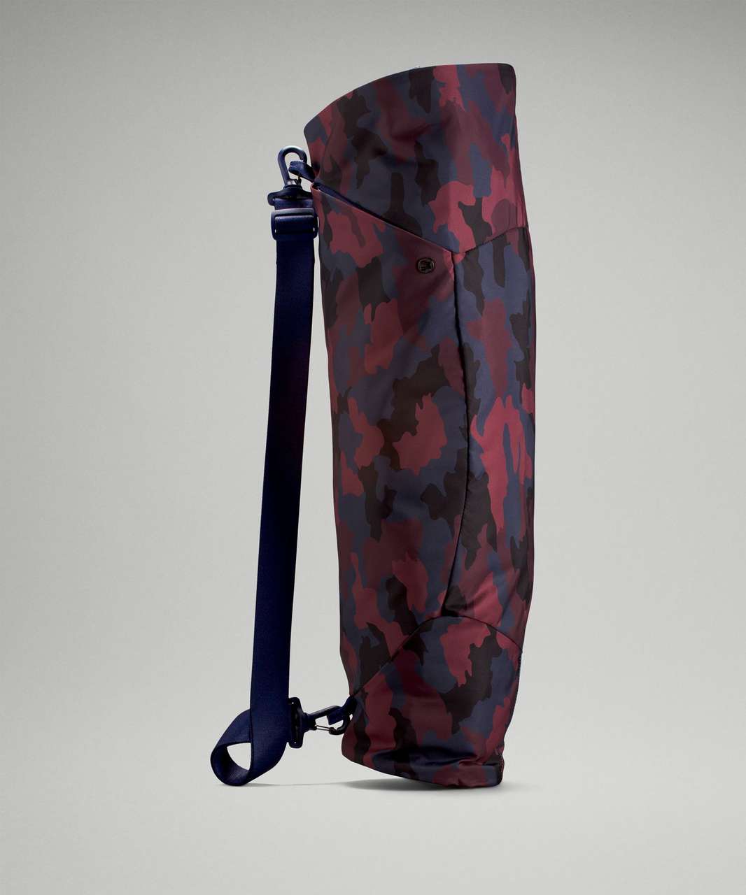 Lululemon Adjustable Yoga Mat Bag - Heritage 365 Camo Smoky Red Night Sea Multi