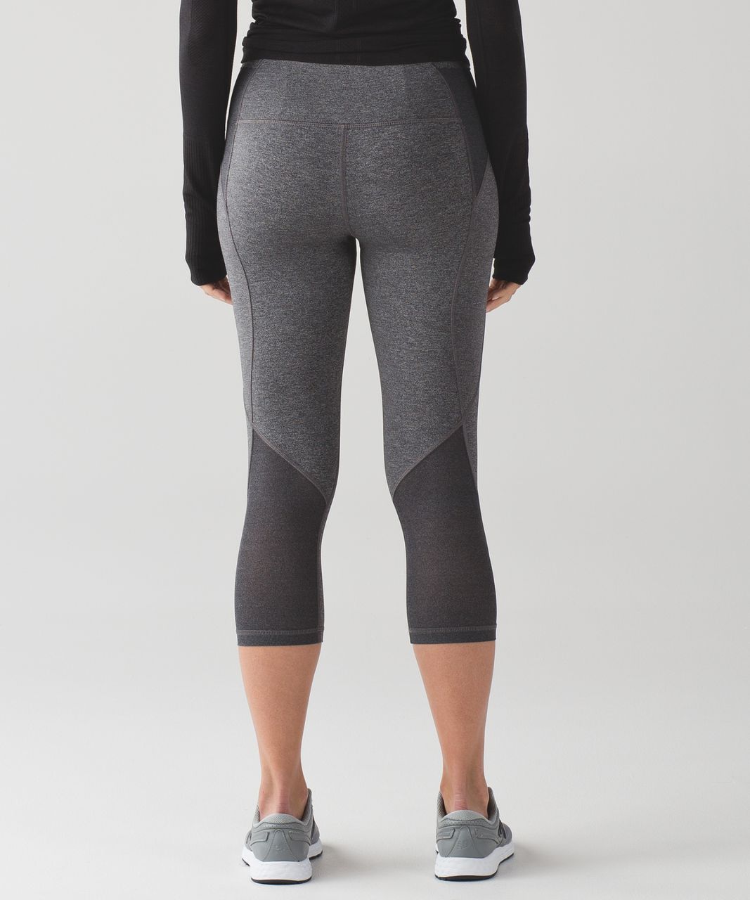 Lululemon Black with Heathered Grey Waist and Ruffle Zip Hem Leggings- –  The Saved Collection