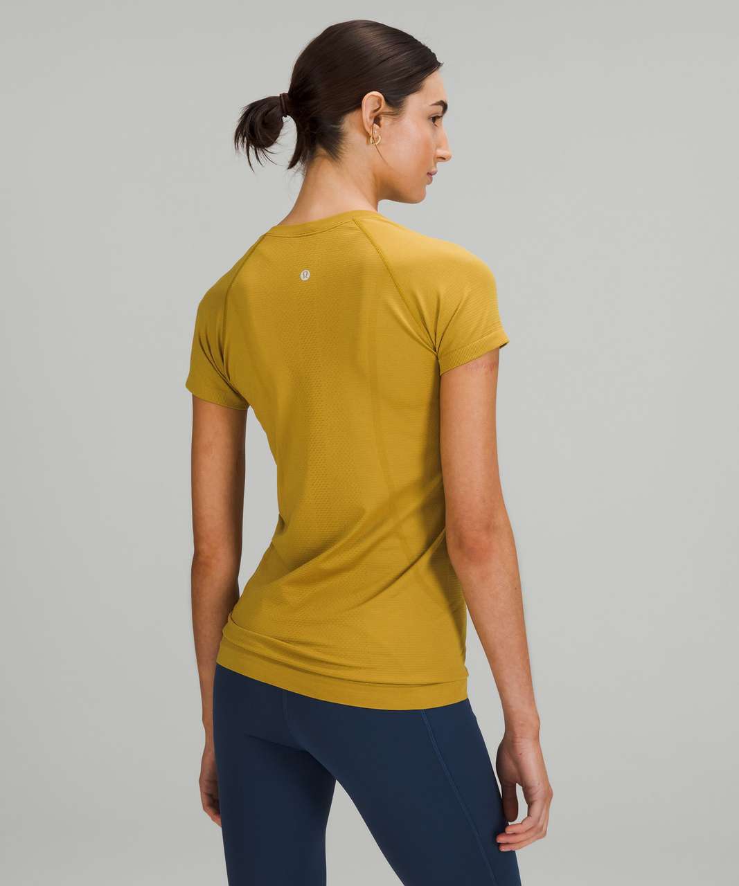 Lululemon Swiftly Tech Short Sleeve Shirt 2.0 - Auric Gold / Auric Gold