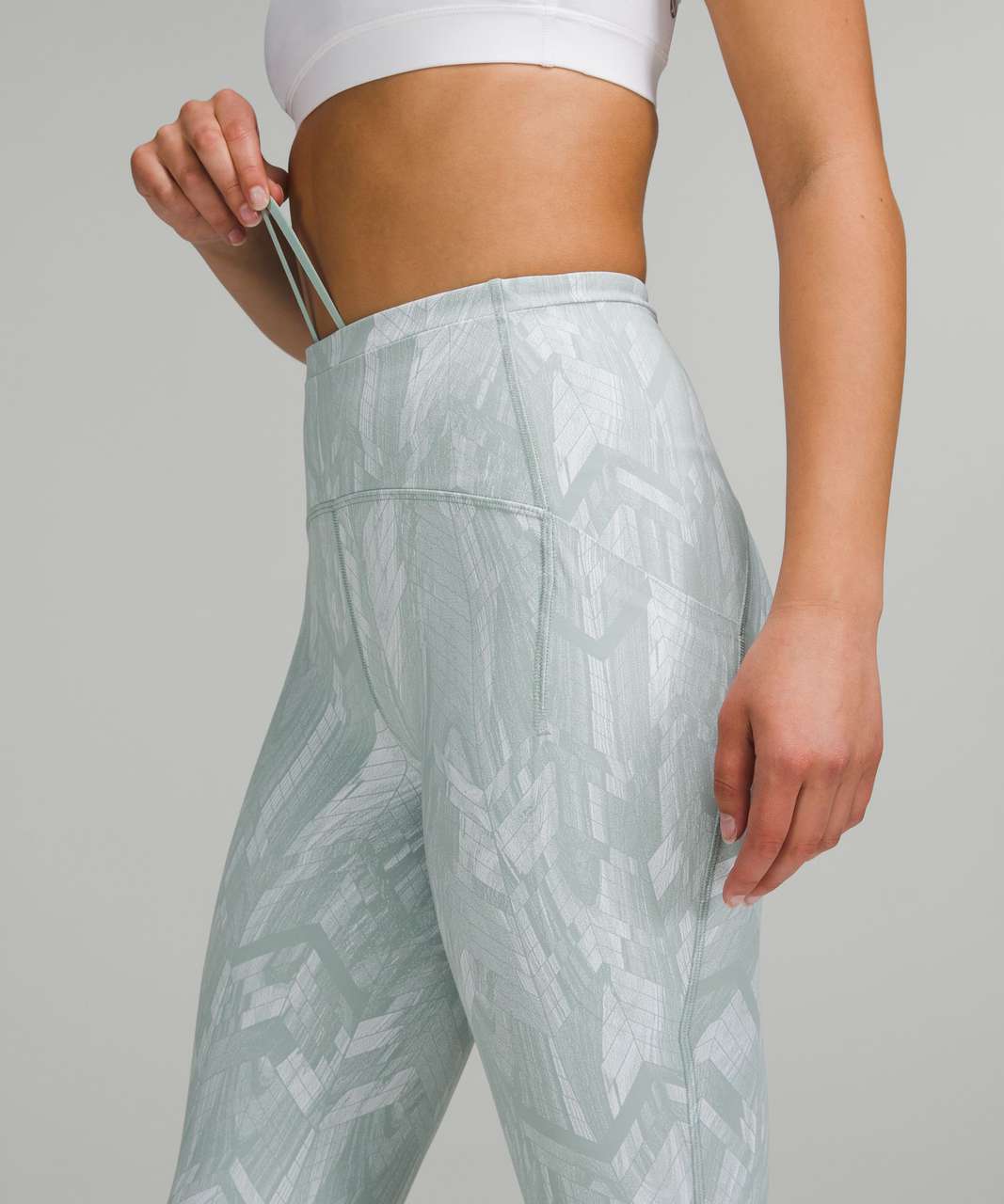 Lululemon Swift Speed High-Rise Tight 25" - Reverberate Chevron Jacquard Silver Blue White