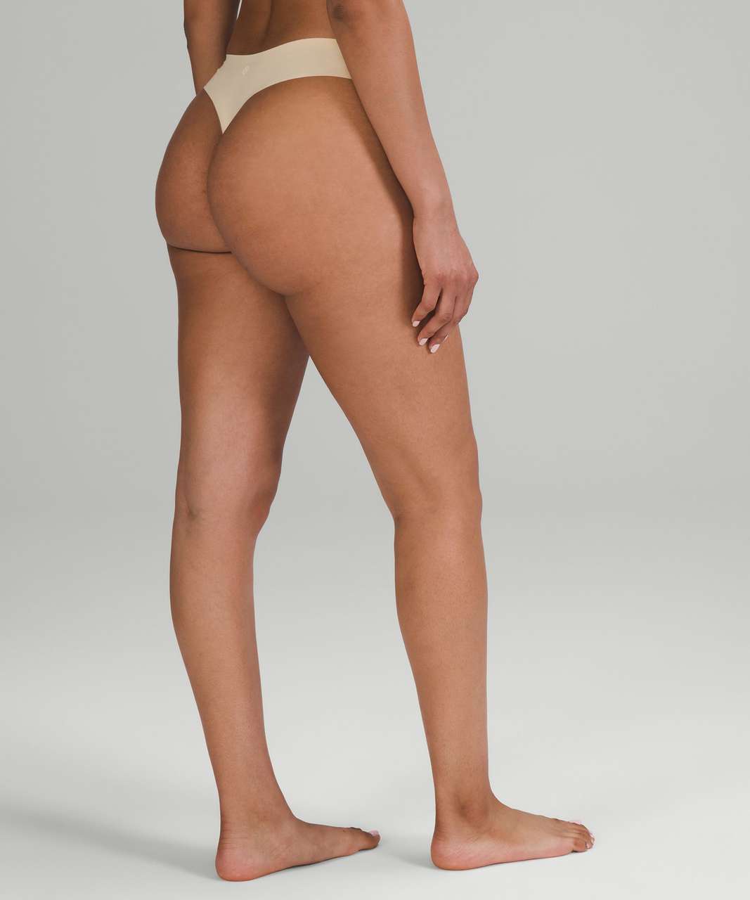 Invisiwear Mid-rise Thong Underwear In Pale Linen