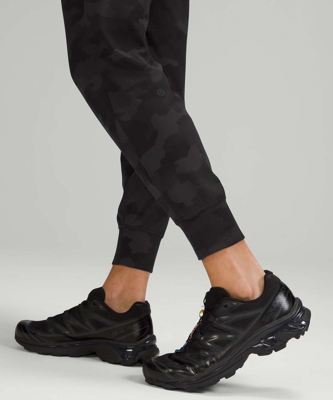 Ready to Rulu Jogger 29” (8) - Heritage Camo Jacquard Black Lunar Rock -  Review! : r/lululemon