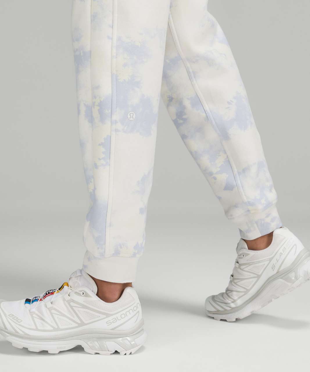 Orbital tie dye scuba jogger French terry (but it has fleece on the  inside?) : r/lululemon