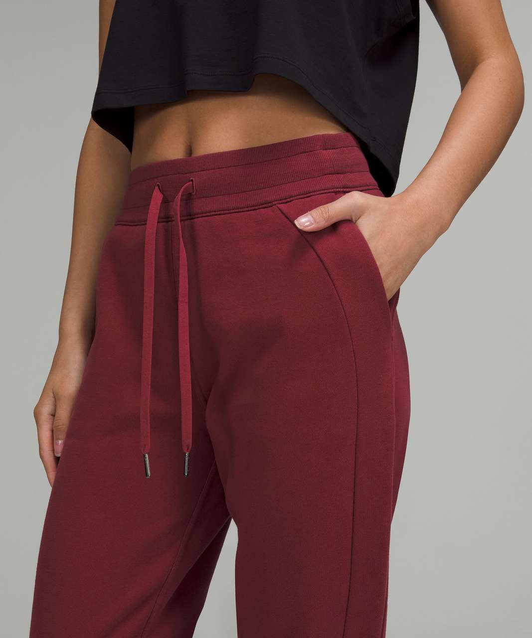 Lululemon Scuba High-Rise Jogger 7/8 Length - Mulled Wine - lulu fanatics