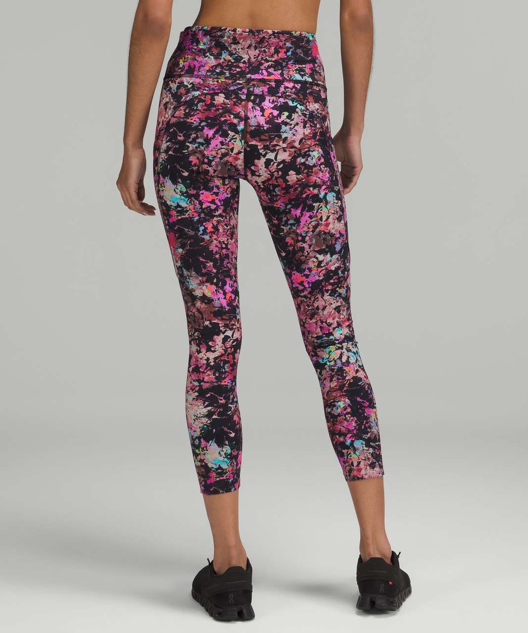 Lululemon Fast and Free High-Rise Crop 23 - Stencil Blossom Red