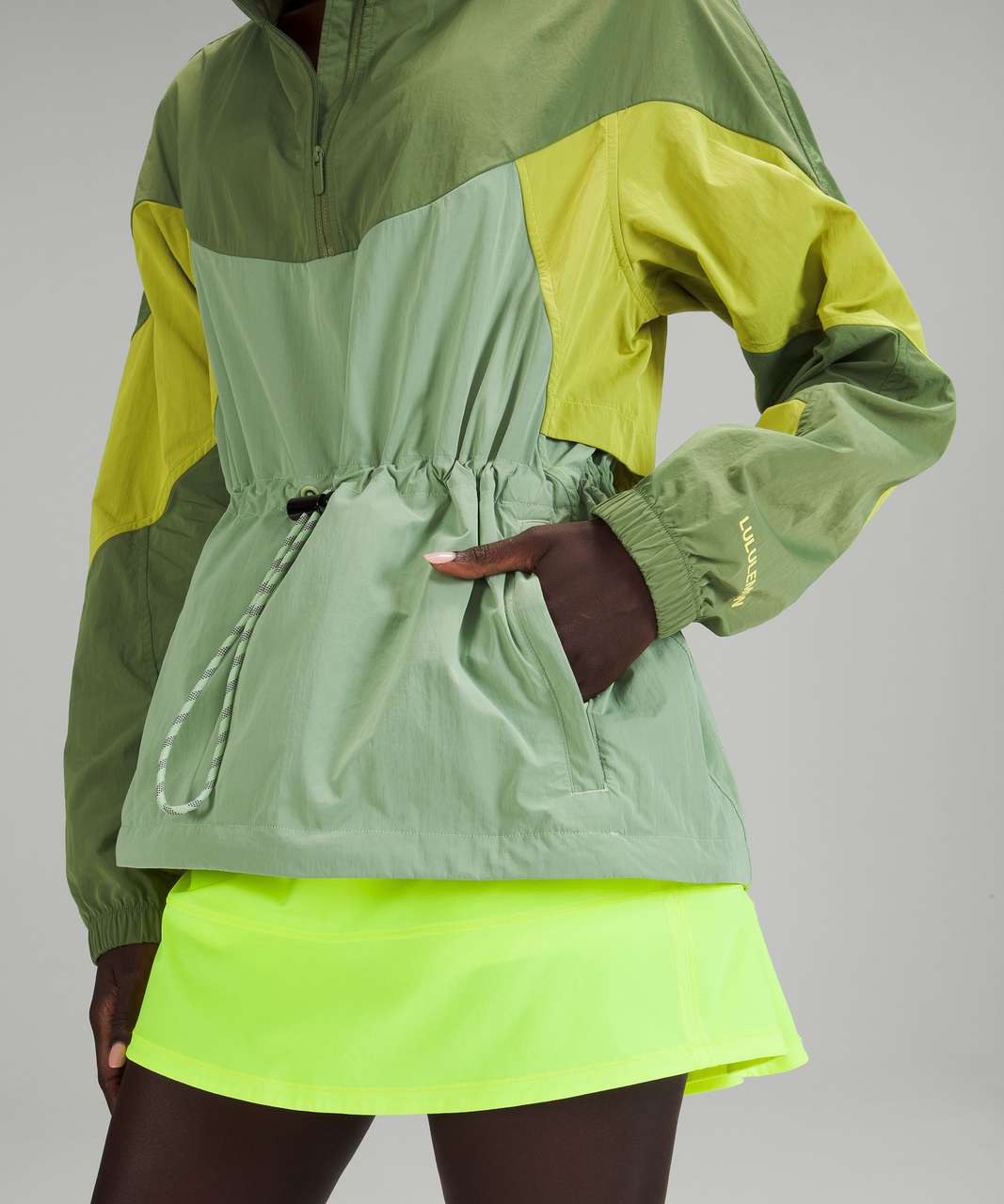 Lululemon Evergreen Anorak - Cedar Green / Electric Lemon / Creamy Mint