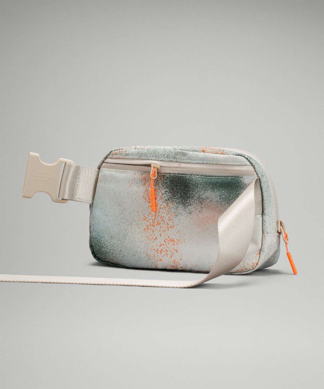 Lululemon Mini Belt Bag $19 (reg. $38)! :: Southern Savers