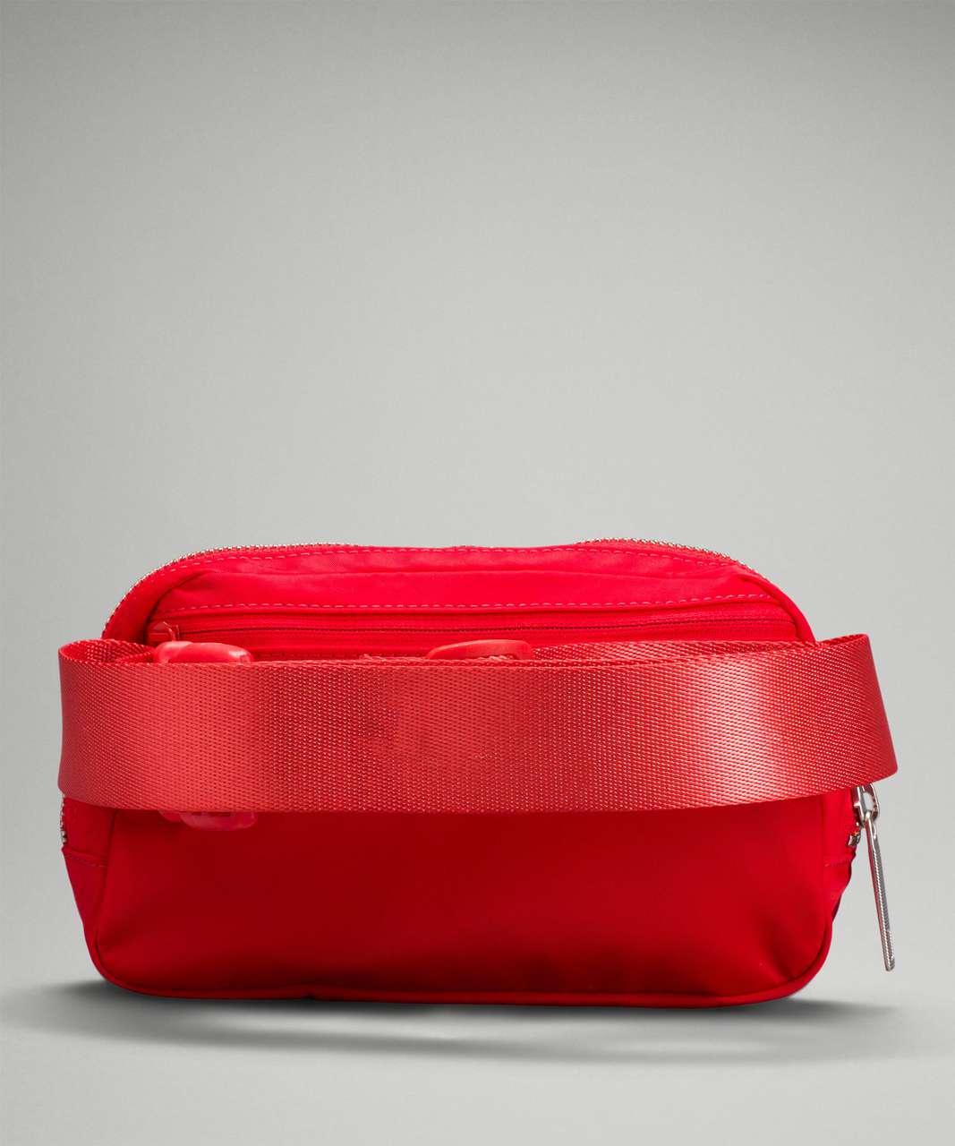 NWT Lululemon Festival Bag - LOVE RED