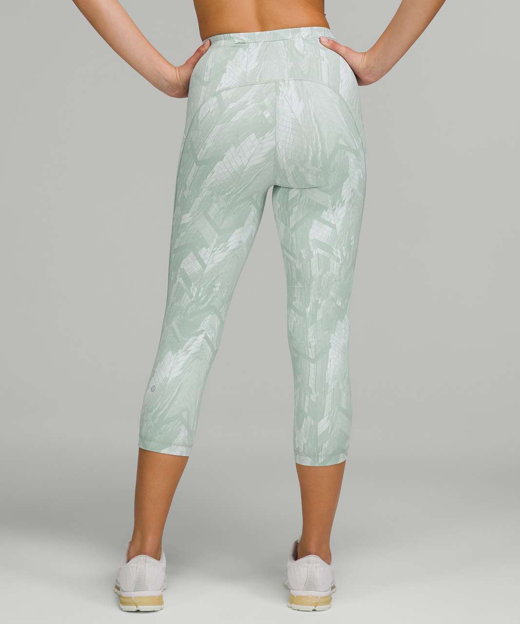 Lululemon Swift Speed High-Rise Crop 21 *Reflective - Take Flight Grey  Silver Reflective Multi - lulu fanatics