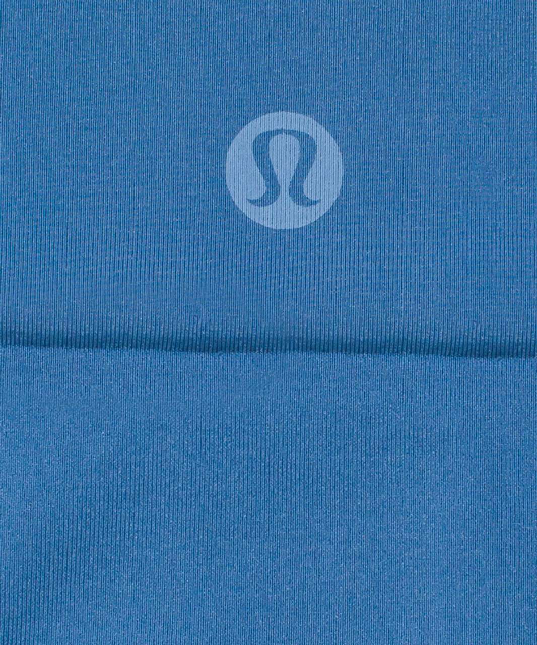 Lululemon Seamless Mid-Rise Thong Underwear 3 Pack - Pastel Blue / Soft Denim / Vivid Plum