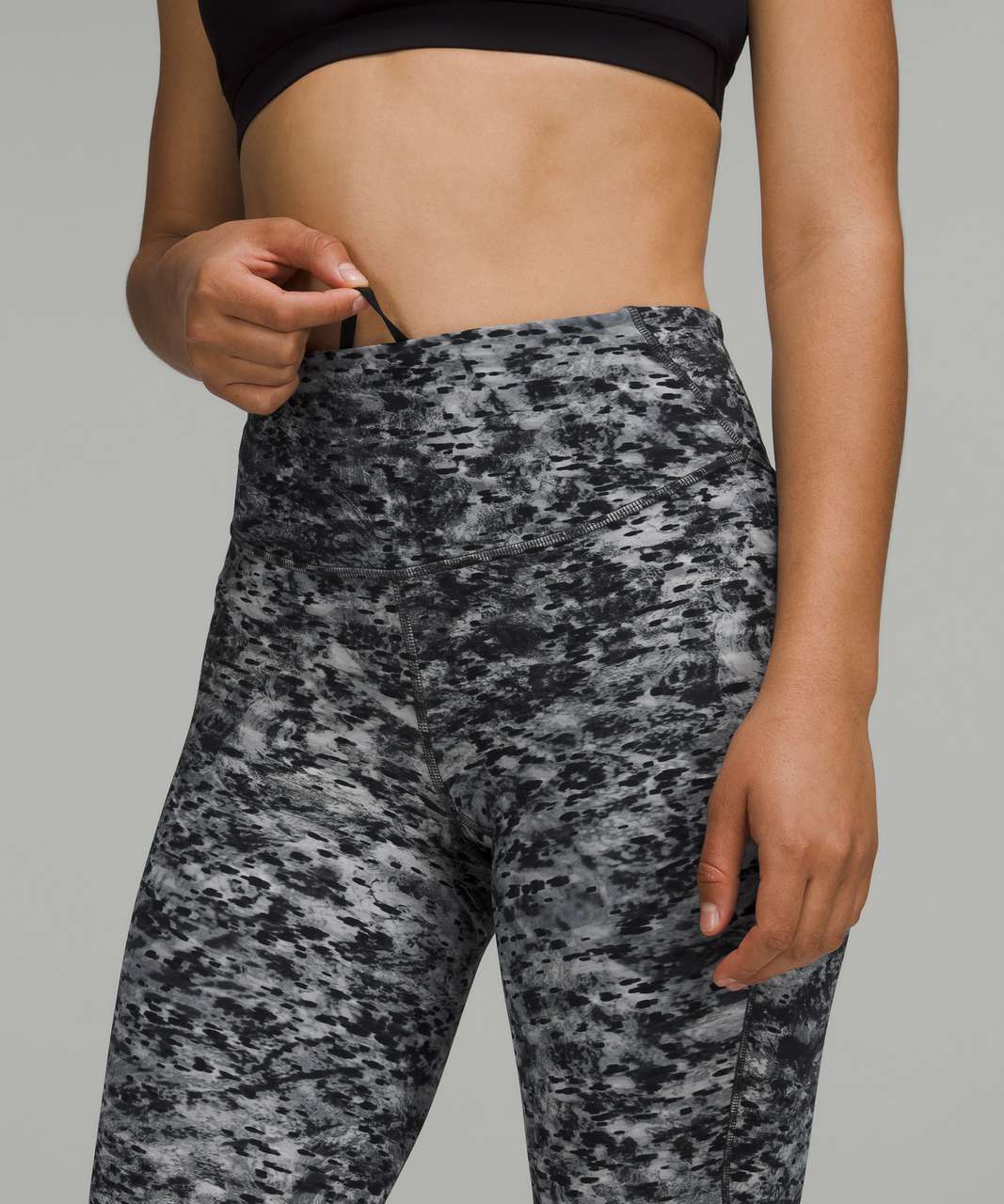 Lululemon Base Pace High-Rise Tight 28 - Estuary Grey Multi - lulu fanatics