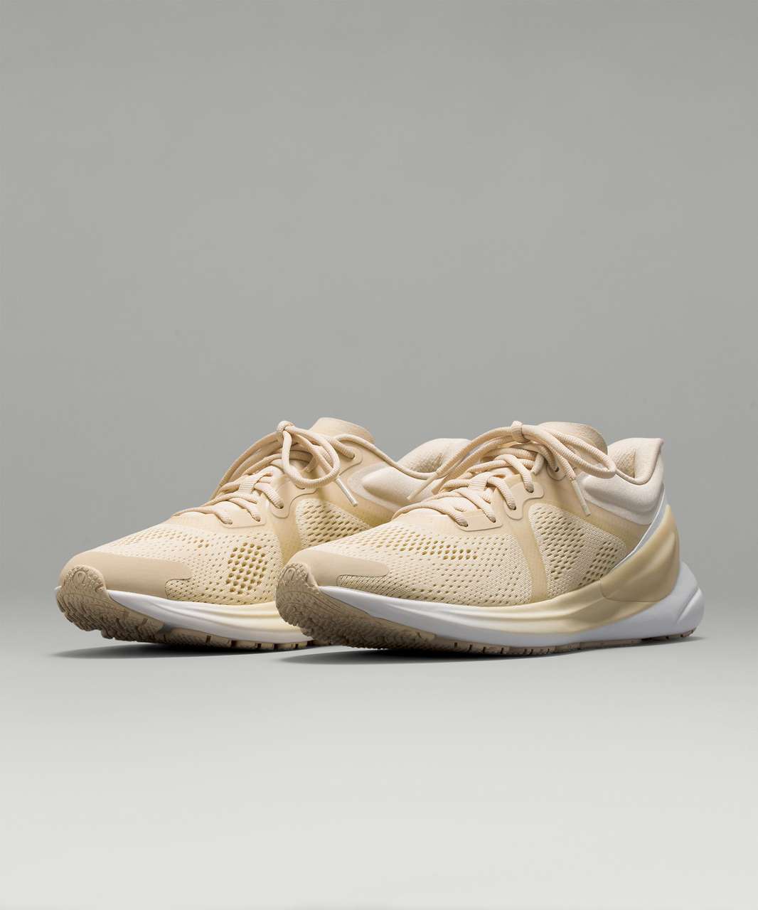 Lululemon Blissfeel Womens Running Shoe - Pale Linen / Pale Linen