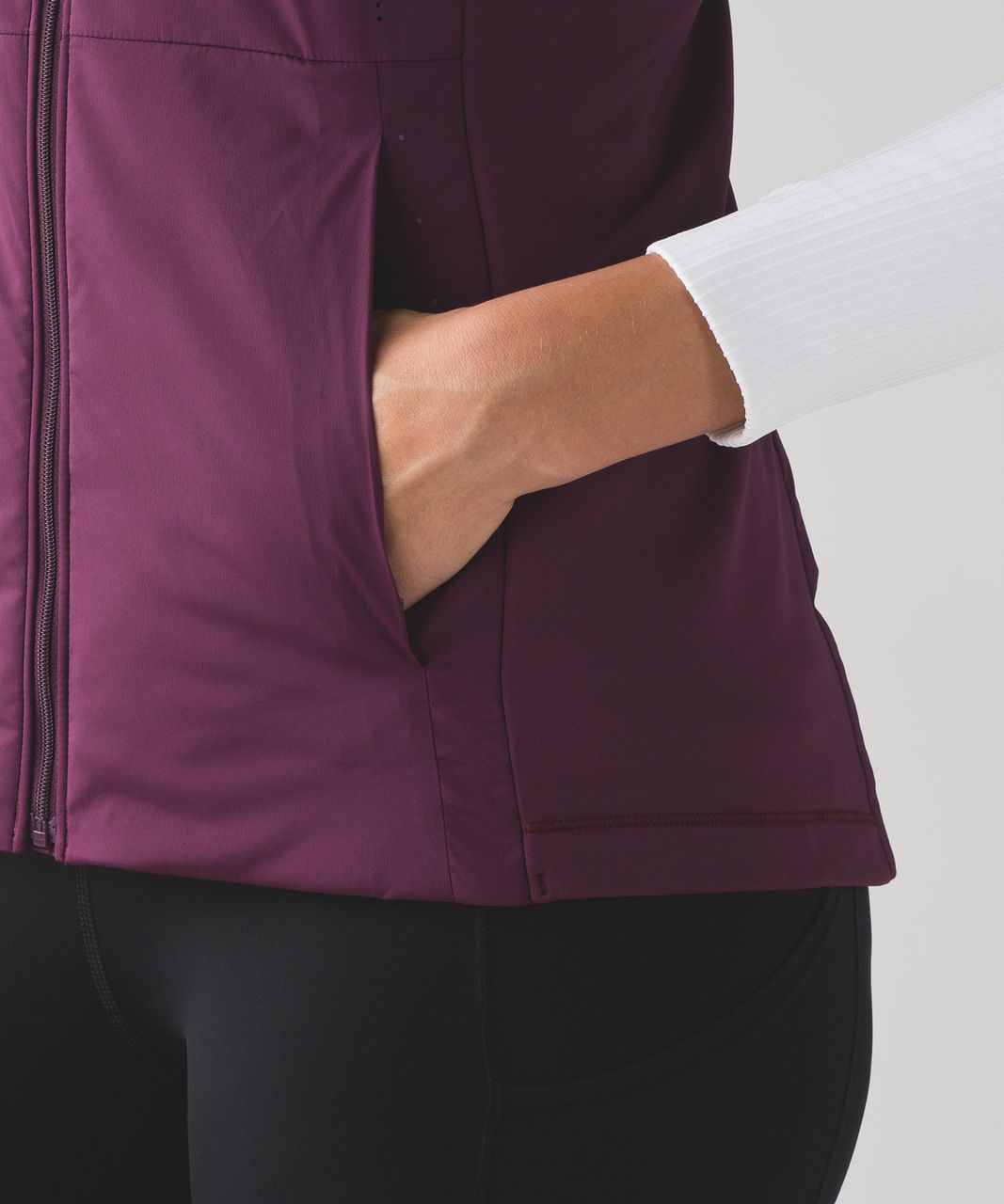 Lululemon Run For Cold Vest - Plum - lulu fanatics