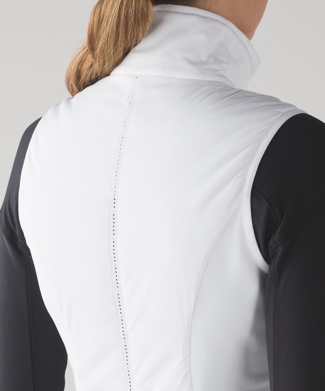 Lululemon Run For Cold Vest White Size 10 - Coats & jackets