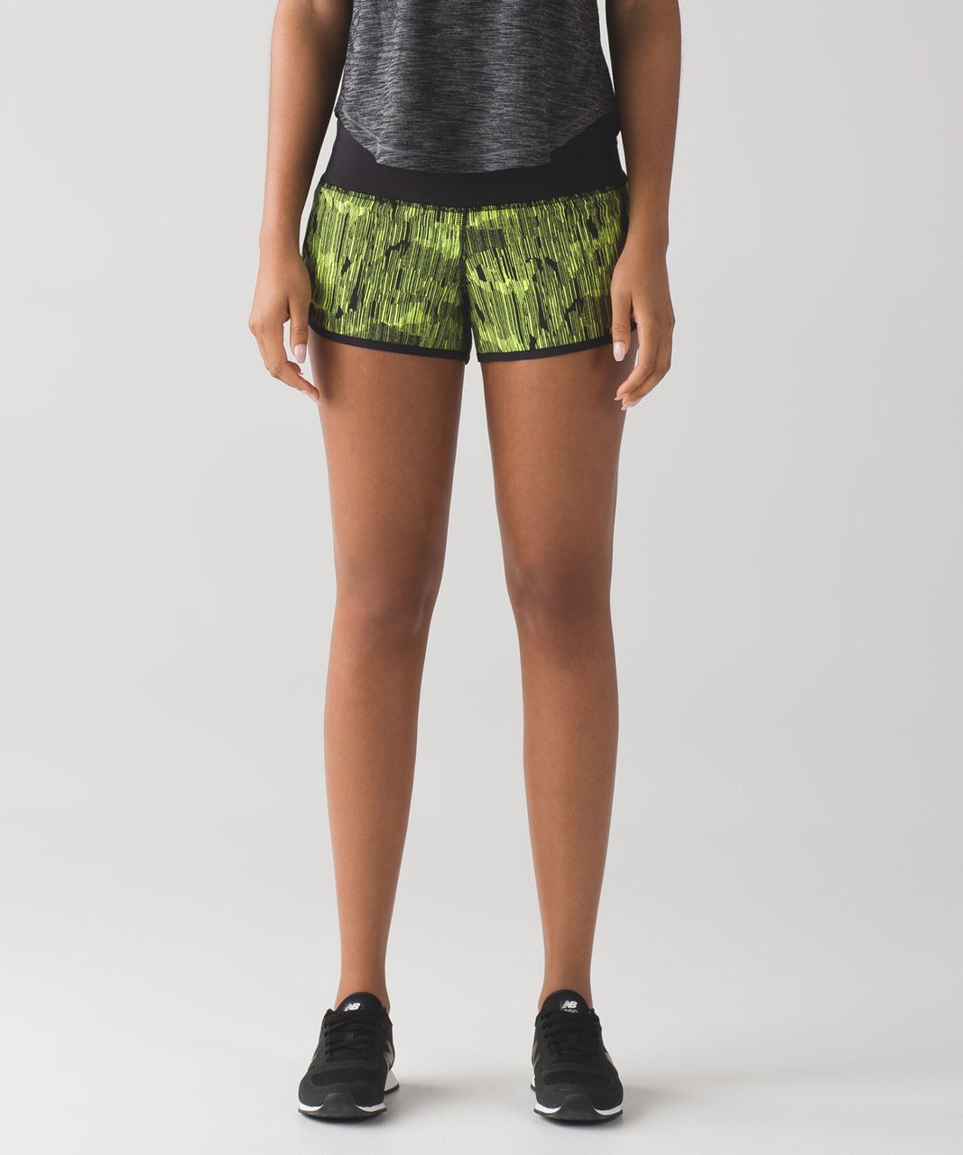 Lululemon Speed Short (2 1/2") - Down Pour Lime Light / Black