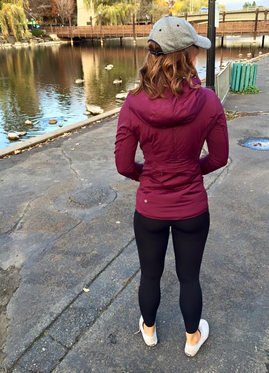 Lululemon Run For Cold Pullover - Plum