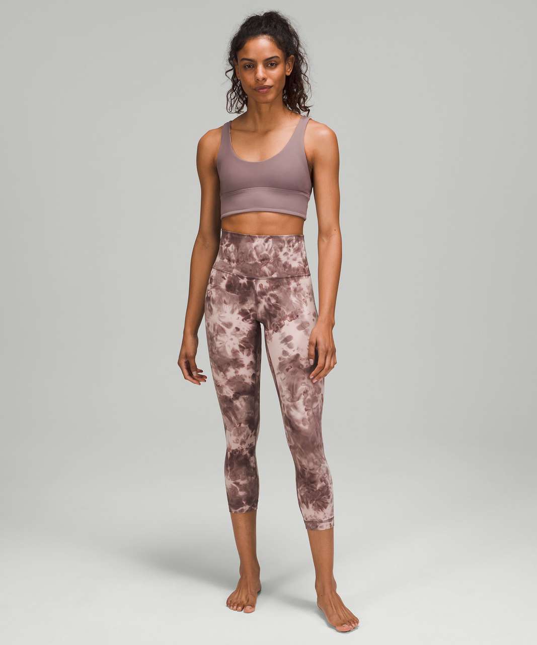 The Lunar New Year collection is my absolute favourite, love this matching  set. Align Leggings (4), Align Bra (6) : r/lululemon