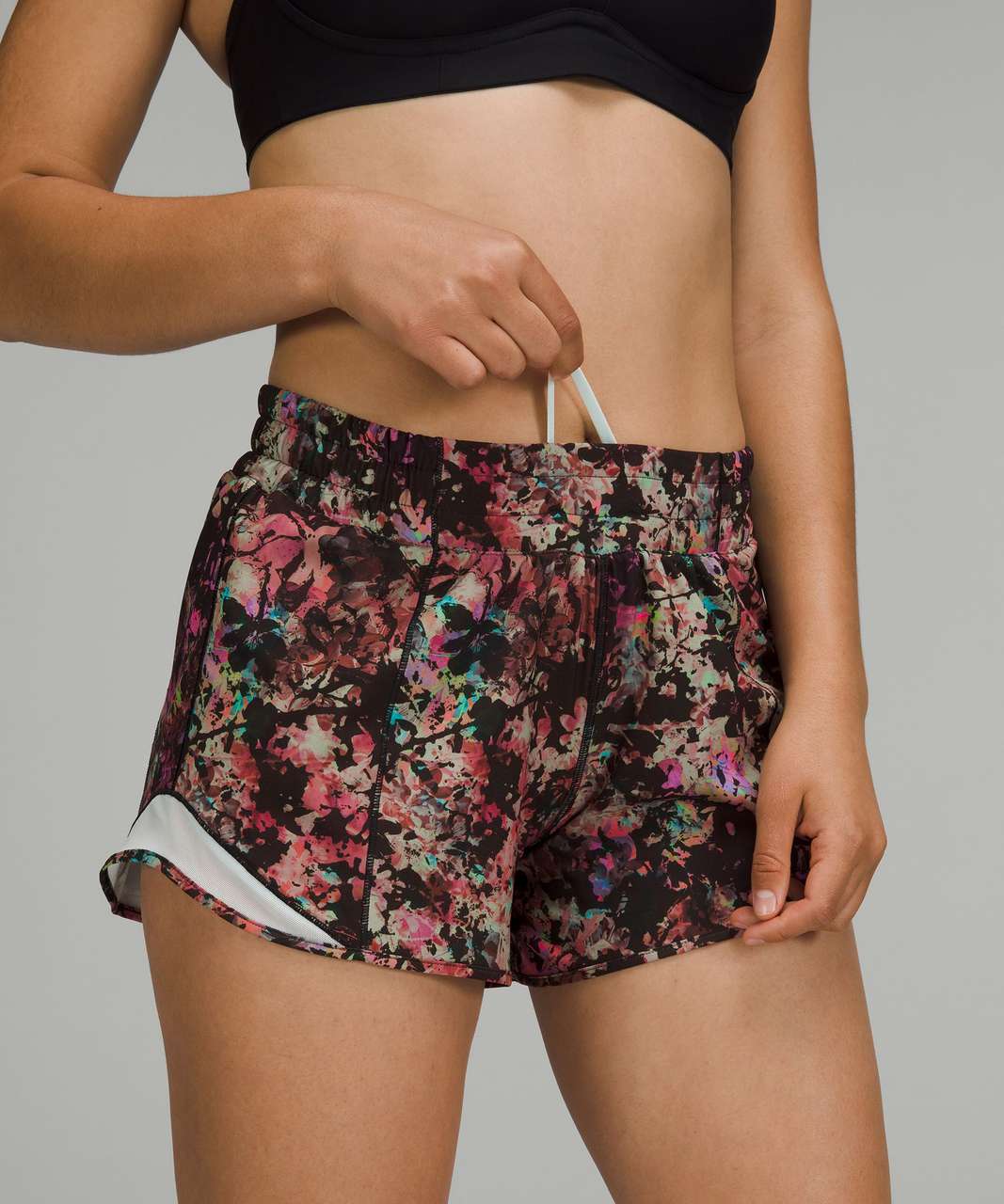 Lululemon Hotty Hot Low-Rise Lined Short 4" - Stencil Blossom Red Multi / Sheer Blue