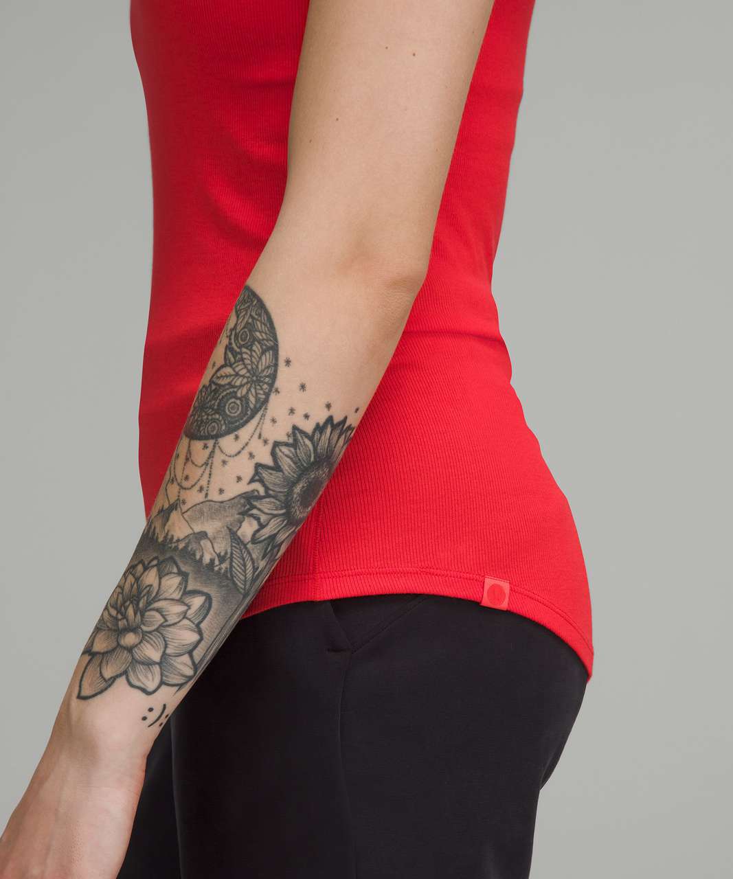 Lululemon Hold Tight Short Sleeve Shirt - Love Red