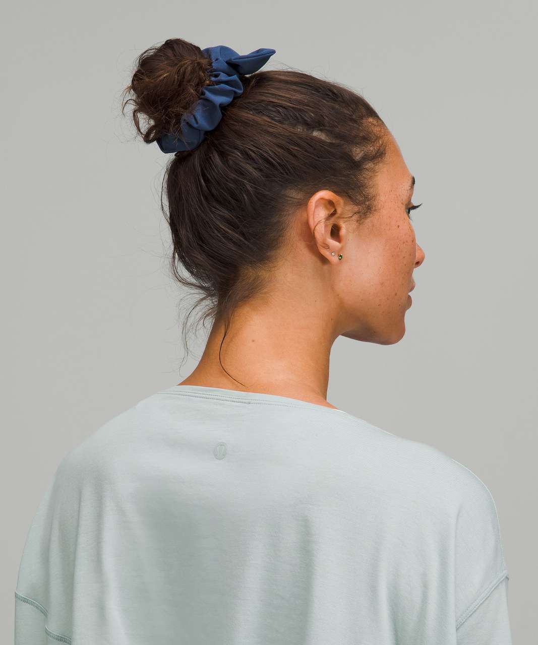 Lululemon Uplifting Bow Scrunchie - Mineral Blue