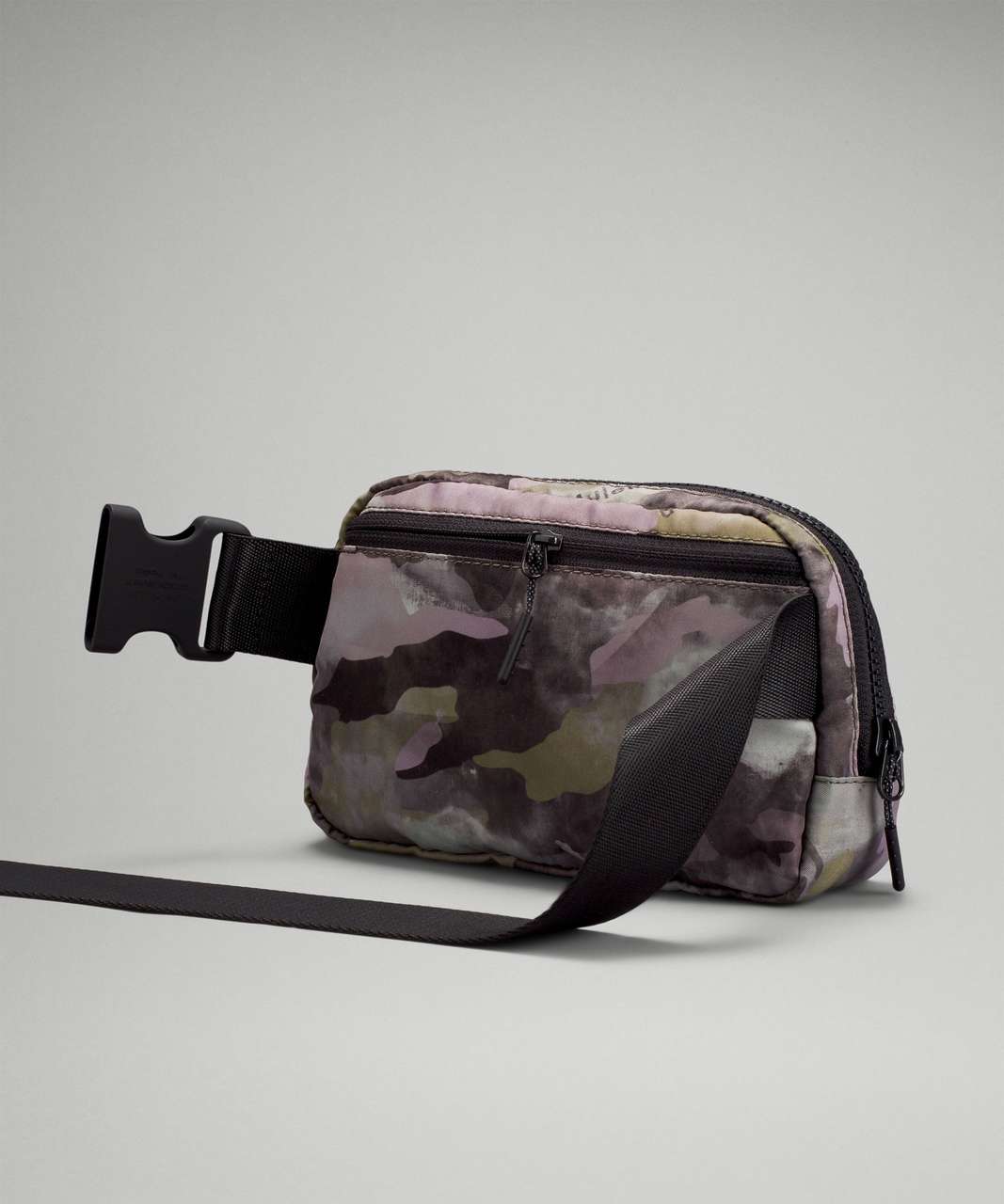 Lululemon Everywhere Belt Bag - Heritage Camo Wash Juniper Green Multi /  Black - lulu fanatics