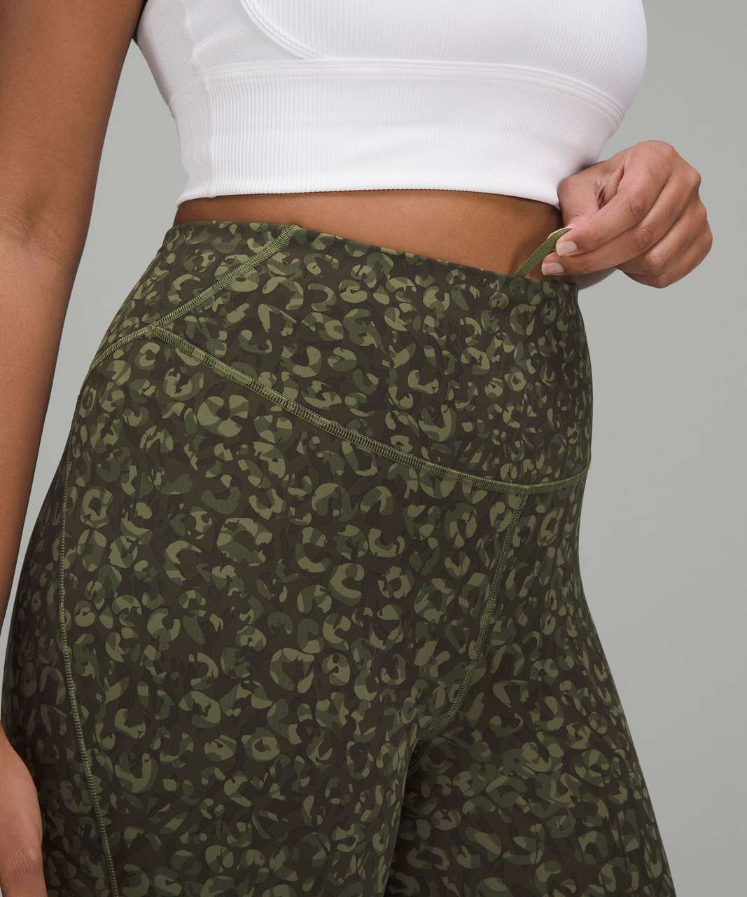 Lululemon Base Pace High-Rise Tight 28" - Intertwined Camo Medium Olive Multi