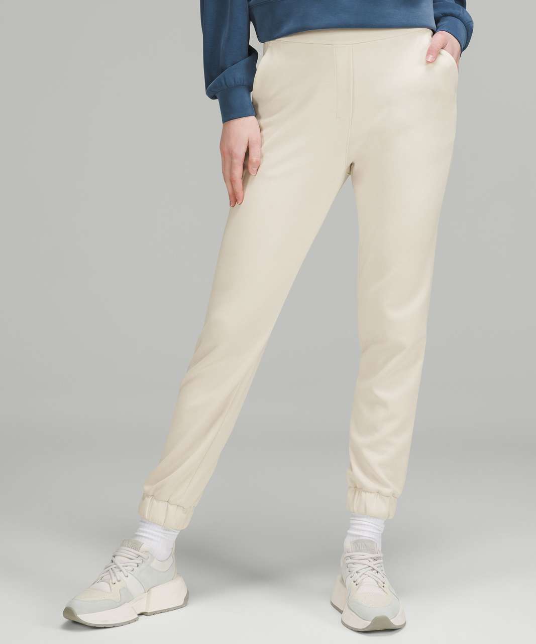 Lululemon Softstreme Relaxed High-Rise Pant White Opal, Women's Fashion,  Activewear on Carousell