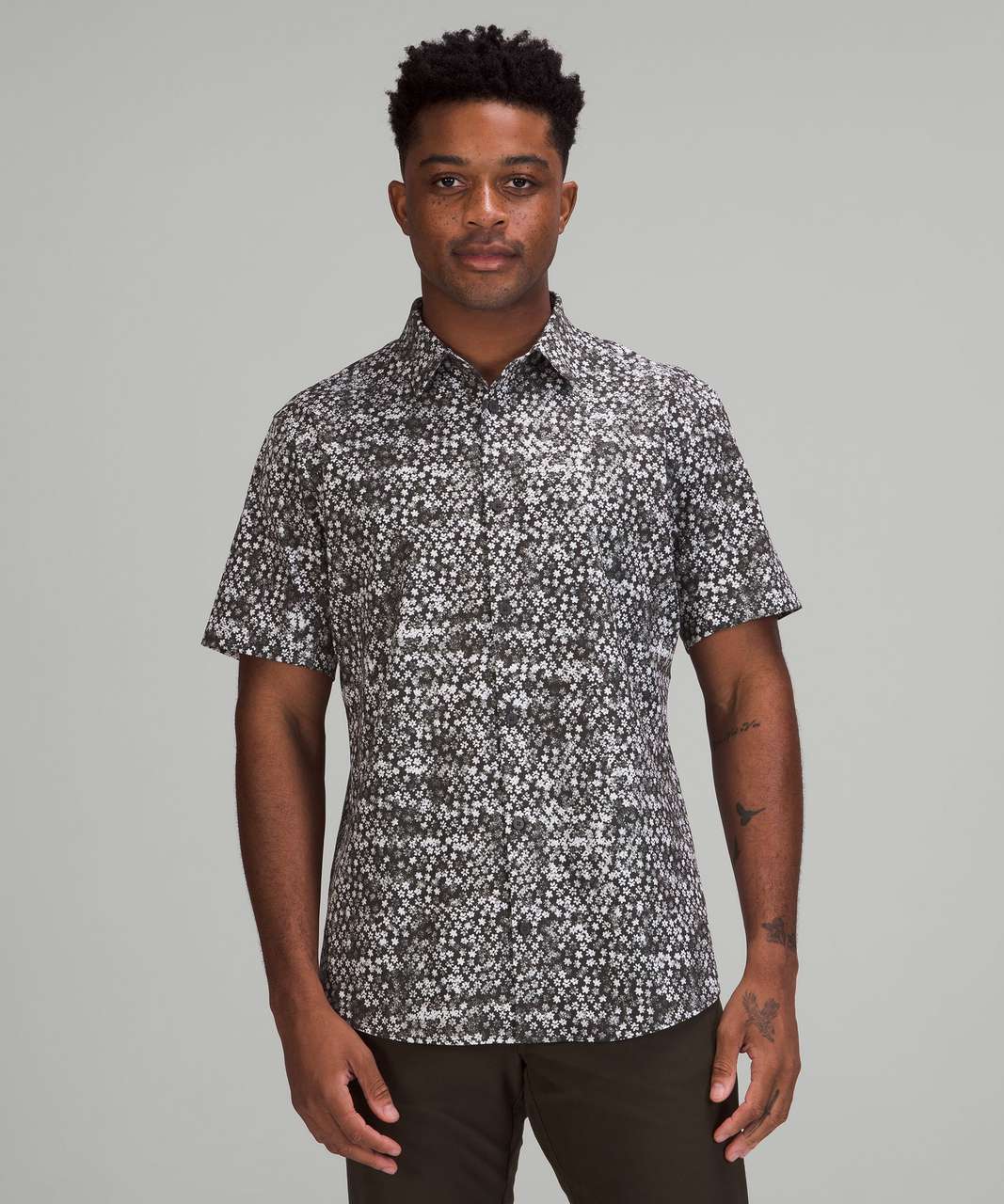 Lululemon Airing Easy Short Sleeve Button Up Shirt *Ventlight Mesh - Fleur Motion Grid Multi