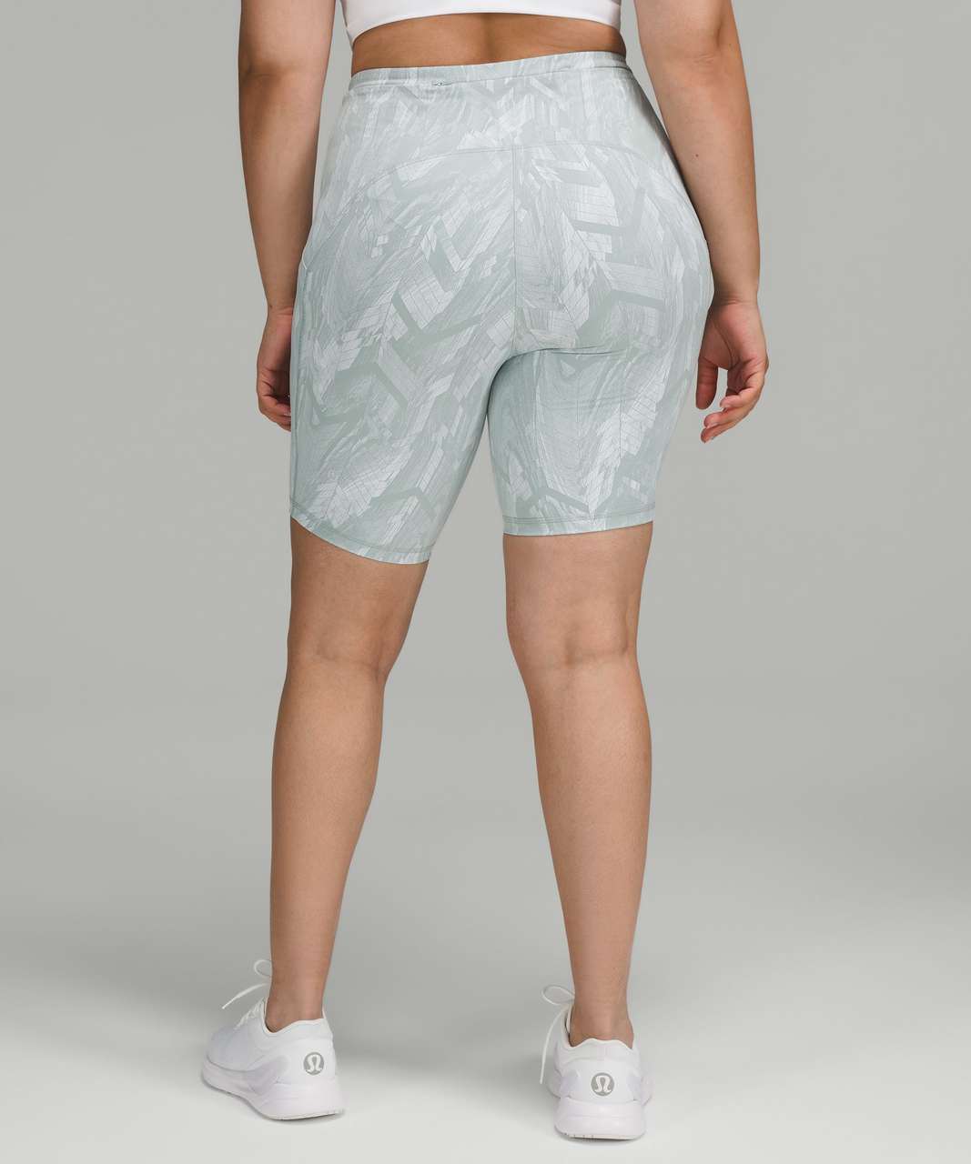 Lululemon Softstreme High Rise Shorts White Size 8 - $50 (35% Off