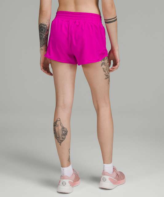 NEW LULULEMON Hotty Hot 2.5 LR Short 0 2 4 6 8 Raspberry Cream