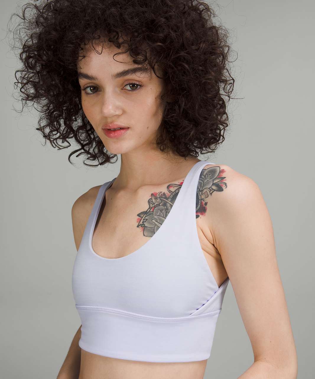 https://storage.googleapis.com/lulu-fanatics/product/73040/1280/lululemon-lululemon-align-reversible-bra-light-support-a-b-cup-pastel-blue-heathered-pastel-blue-055495-390914.jpg