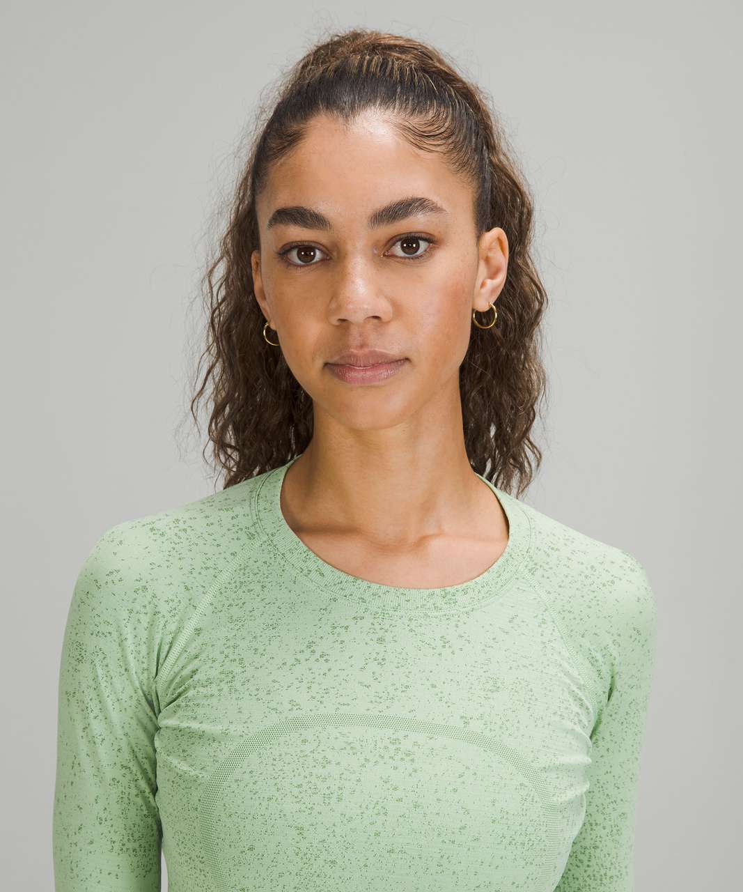 WOMEN'S SEAMLESS LONG SLEEVE TOP, Cedar Green/Rain Forest