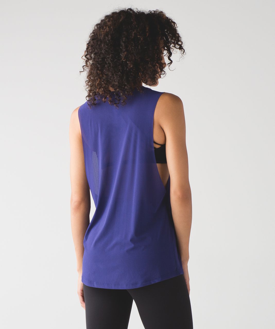 Lululemon Get Low Muscle Tank - Emperor Blue