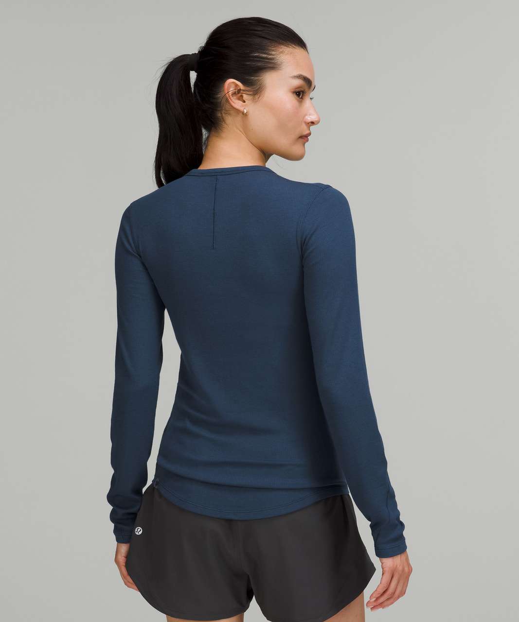 New Women's Lululemon Hold Tight Long Sleeve Shirt Blue Nile Size 8 LW3FTFS  BNIL